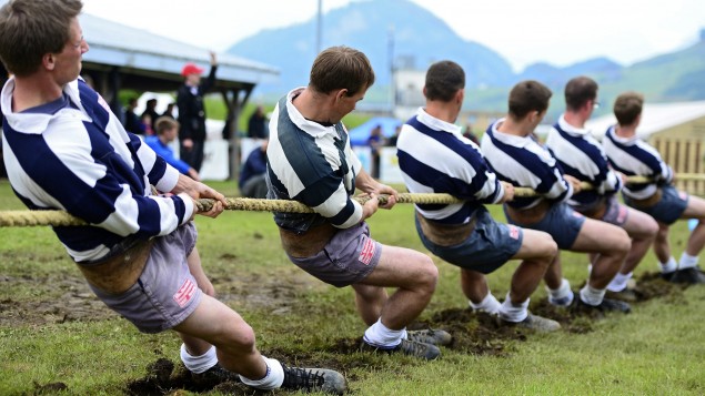 equipos - el tamaño importa - tirar cuerda